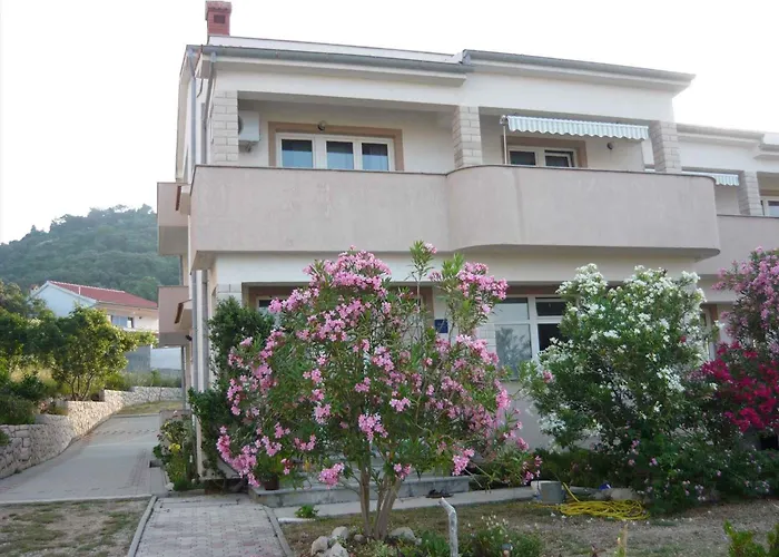 Apartment In Barbat - Insel Rab 33077 Apartment