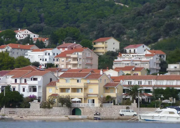 Apartment In Barbat - Insel Rab 33077 *